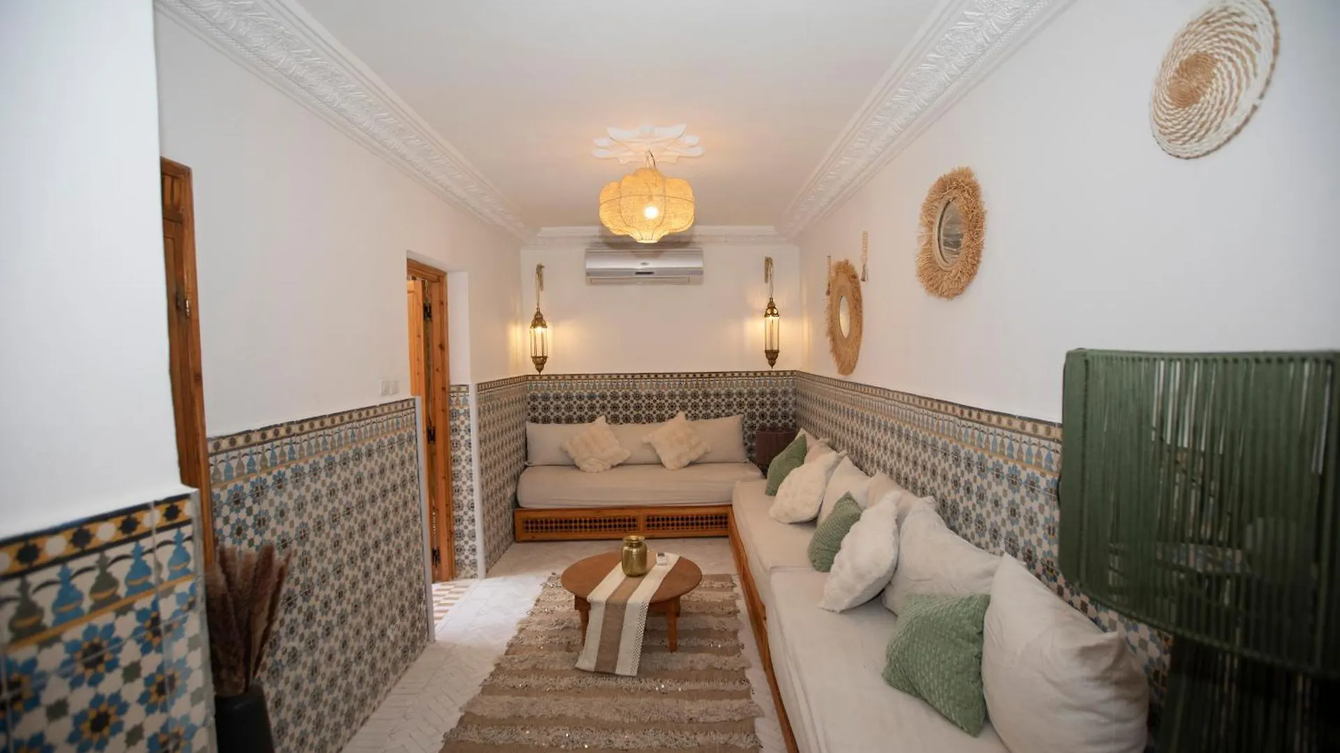 Riad Naejma Privatisation, 2 Bassins Marrakesz Maroko