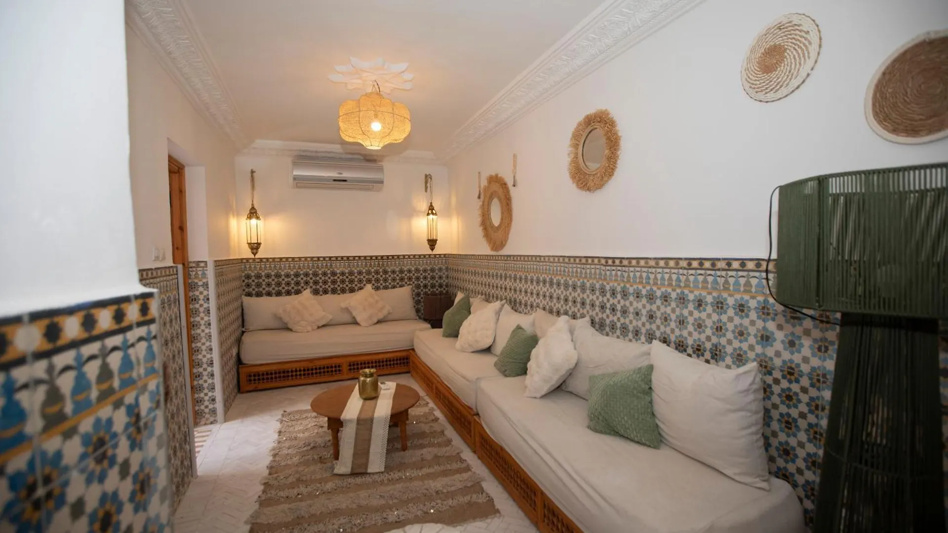Riad Naejma Privatisation, 2 Bassins Marrakesz